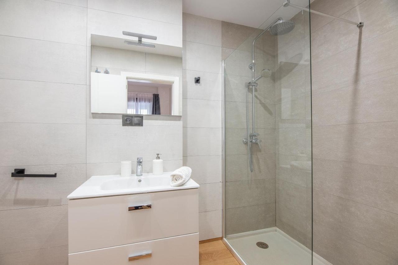 مالقة New Apartment -Shared Pool & Solarium- 1A المظهر الخارجي الصورة